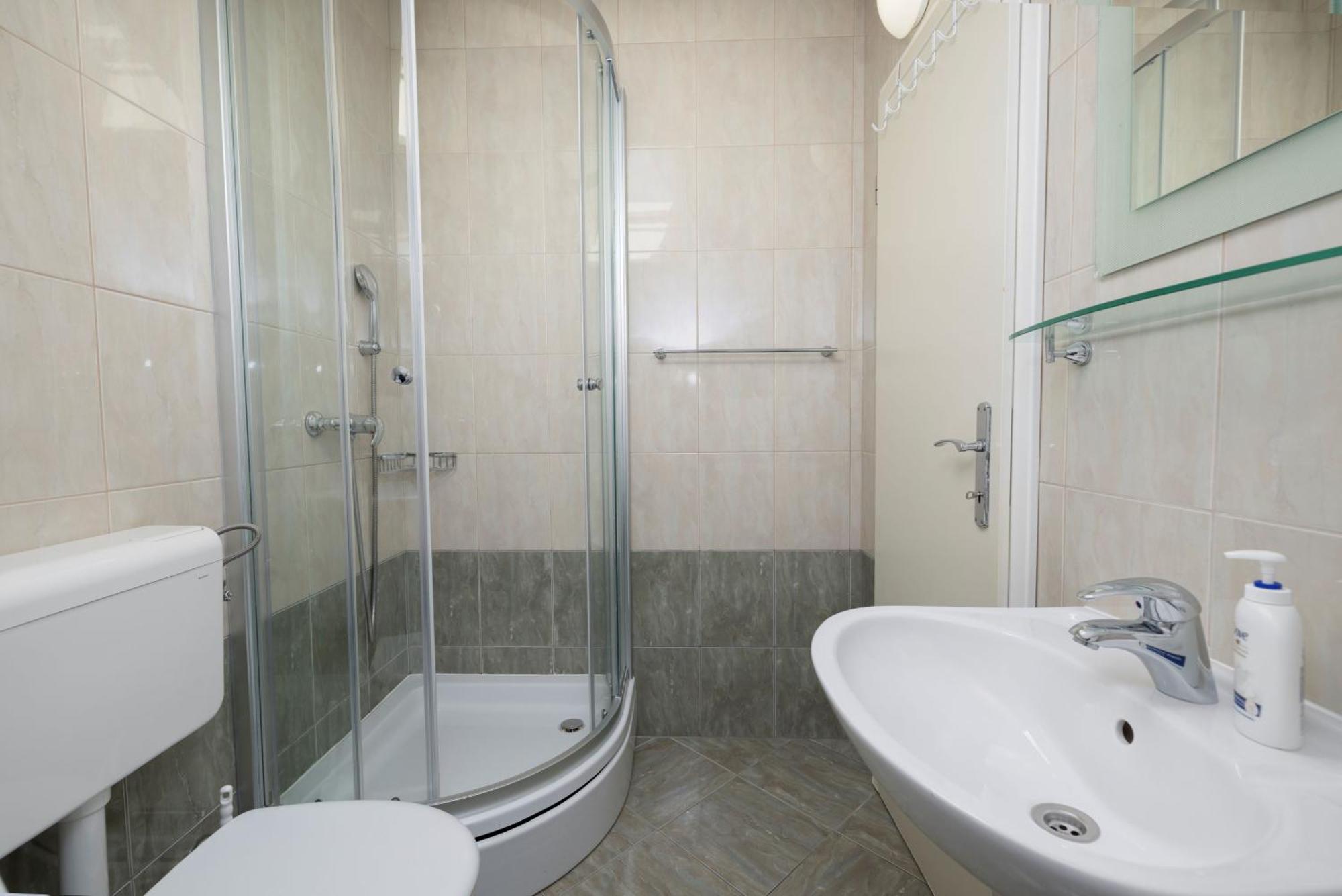 Jasminka Apartments Podgora Exterior photo